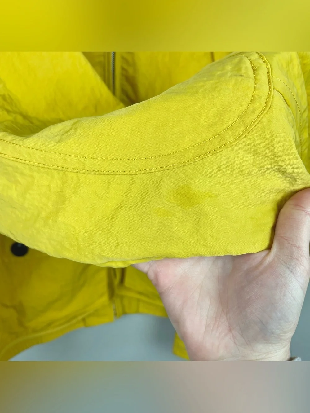 Banana Republic Men's Large Hooded Nylon Oversized Jackets Yellow Full Zip Coat